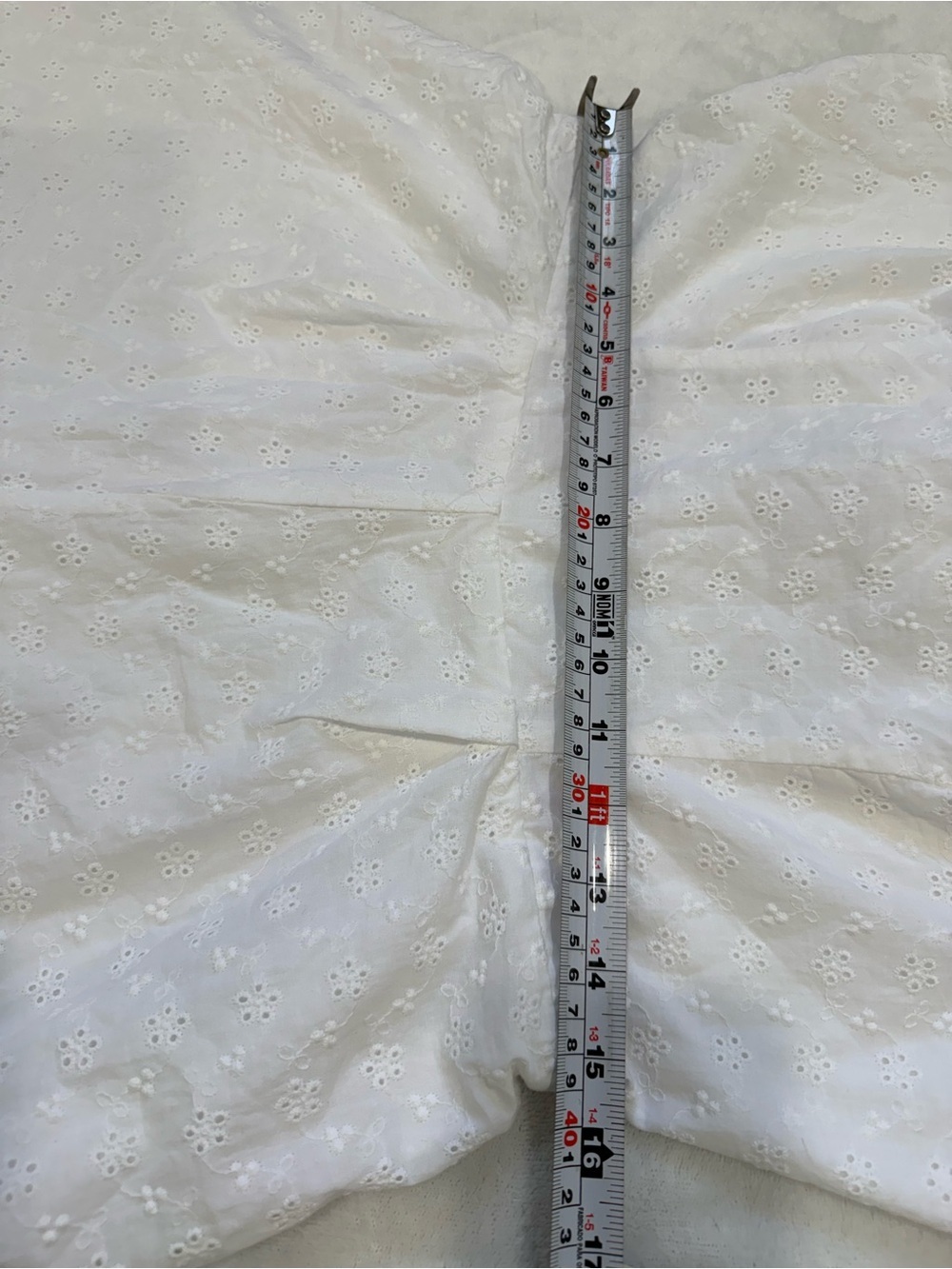 Francesca’s White Eyelet Romper Large Ruffle Strap Tie Back Cottagecore NWT - Picture 8 of 10